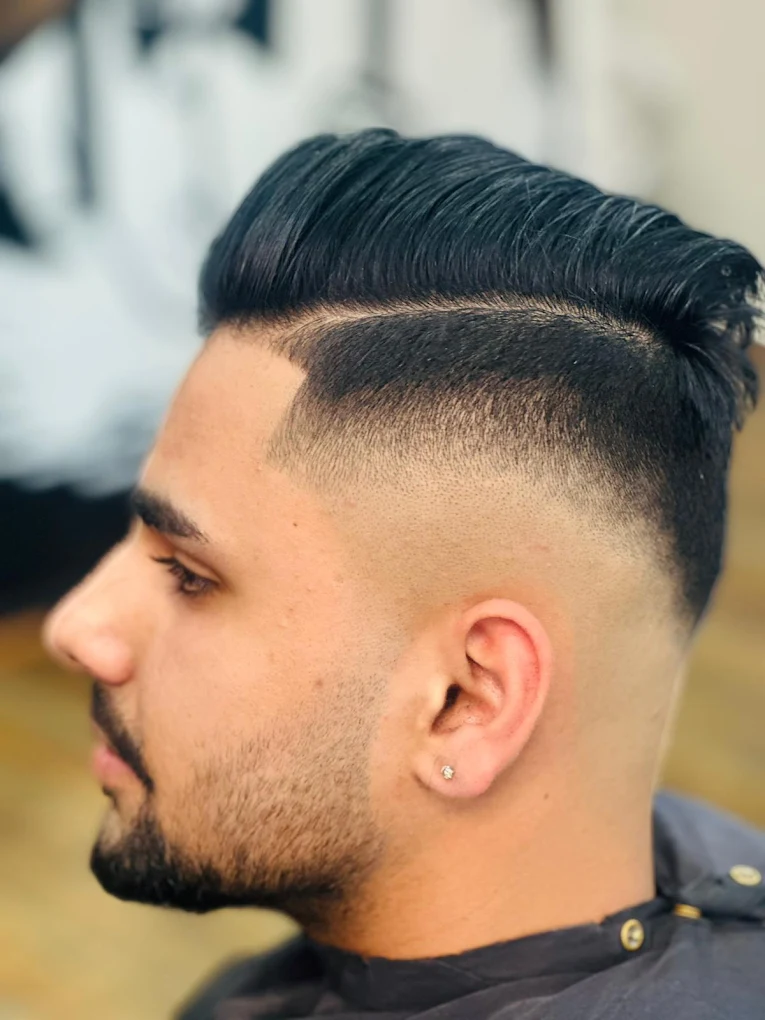 Men's pompadour fade