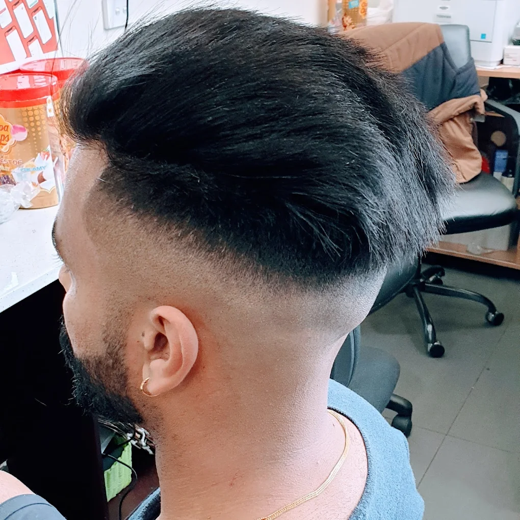 Men's skin fade